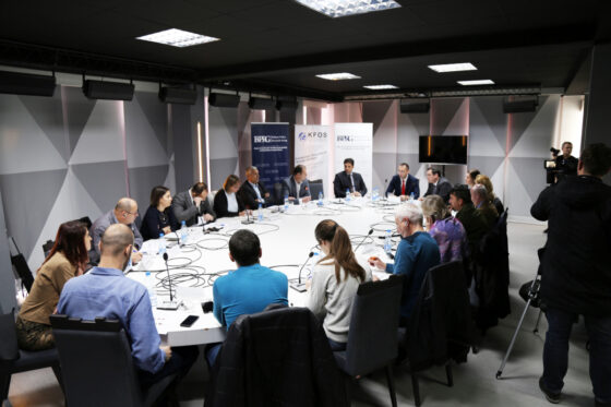 Grupi për Ballkan organizoi një tryezë të rrumbullakët mbi Marrëdhëniet Kosovë-Serbi, Ndikimi i kësaj marrëdhënieje me serbët e Kosovës dhe zbatimi i marrëveshjeve.