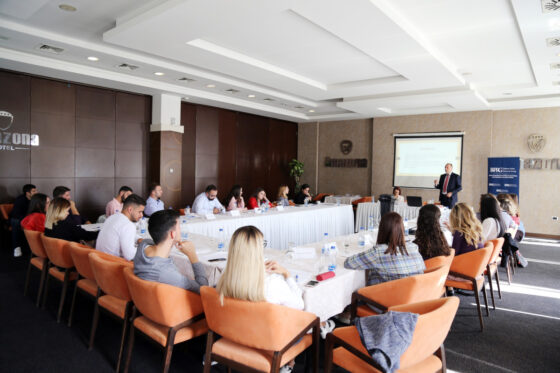 Sesionet e trajnimit: Raportimi për standardet e sundimit të ligjit në Kosovë